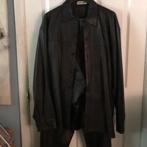 Men's 2-piece black leather suit